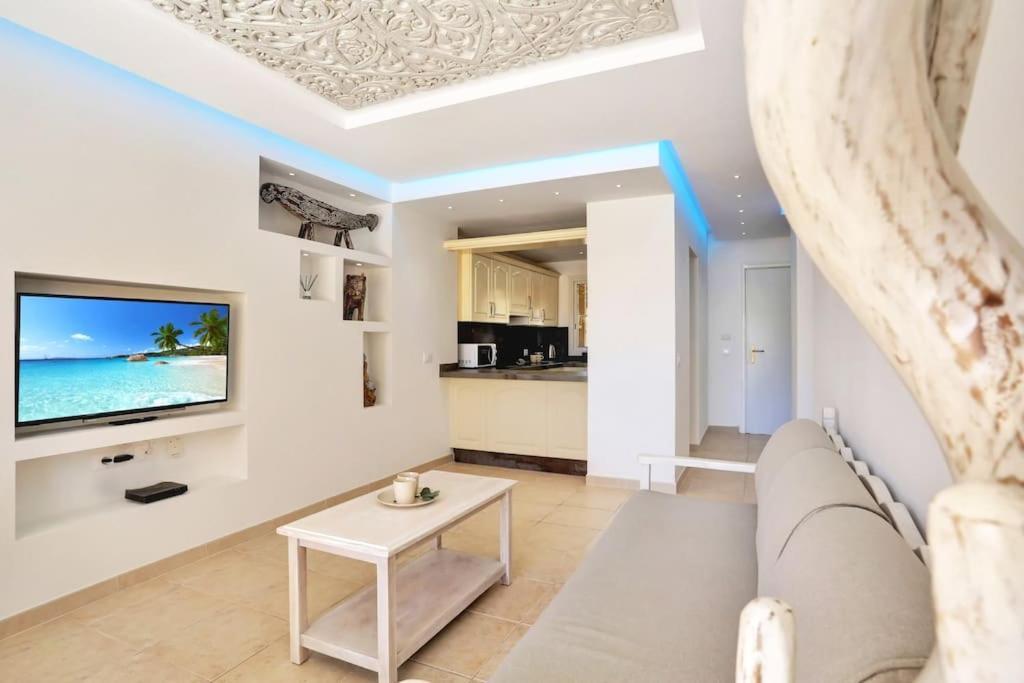 فيلا Luxury House Granada Park أرونا المظهر الخارجي الصورة