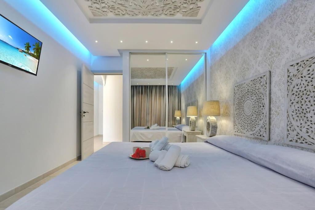 فيلا Luxury House Granada Park أرونا المظهر الخارجي الصورة