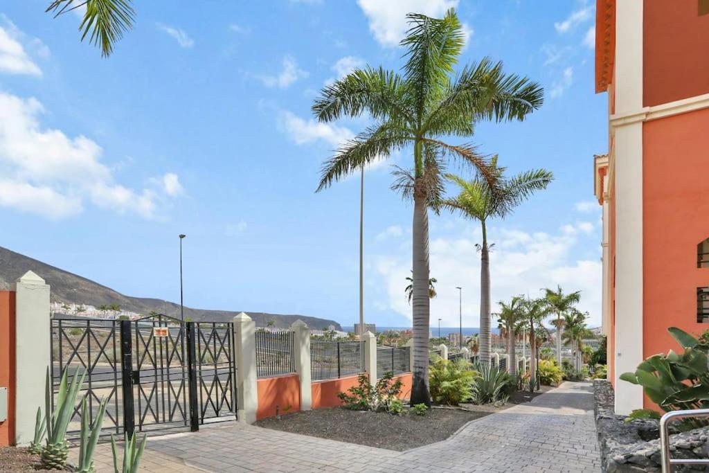 فيلا Luxury House Granada Park أرونا المظهر الخارجي الصورة