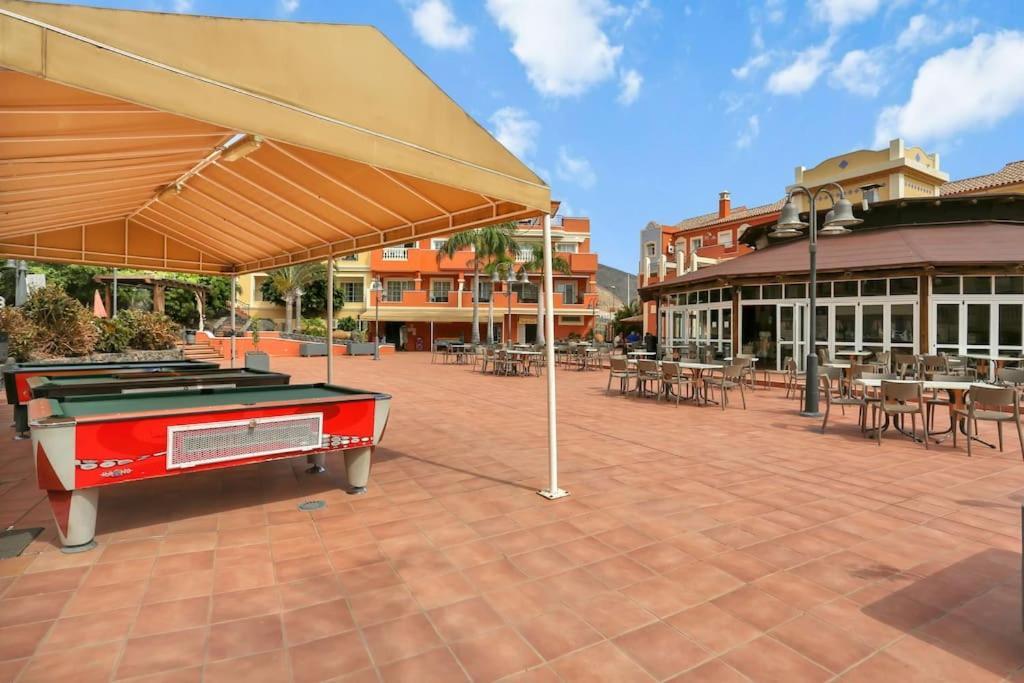فيلا Luxury House Granada Park أرونا المظهر الخارجي الصورة