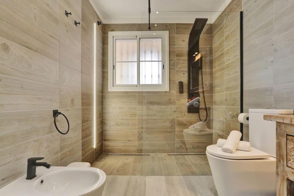 فيلا Luxury House Granada Park أرونا المظهر الخارجي الصورة
