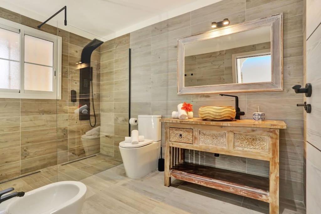 فيلا Luxury House Granada Park أرونا المظهر الخارجي الصورة